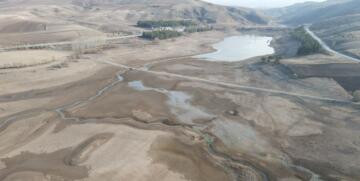 Kuraklığın Boyutunu Gösteren Ürkütücü Görüntüler