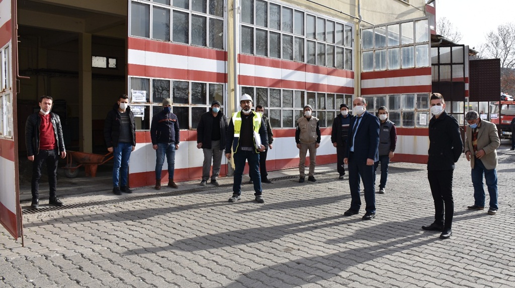 Mesleki yeterlilik Sınavı Yapılıyor