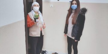 Üniversite Öğrencileri Büyüklerini Unutmadı!