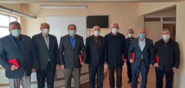 Emekli İmamlara Teşekkür Plaketi