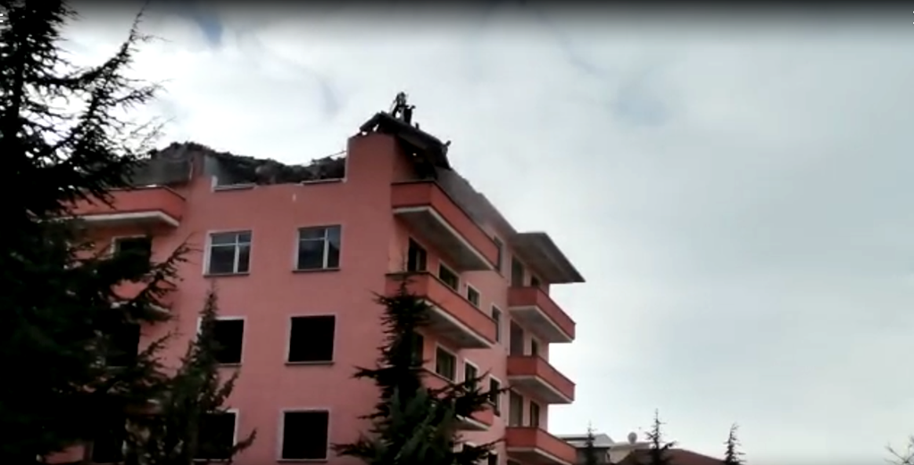 Çorum’da Tehlikeli Yıkım