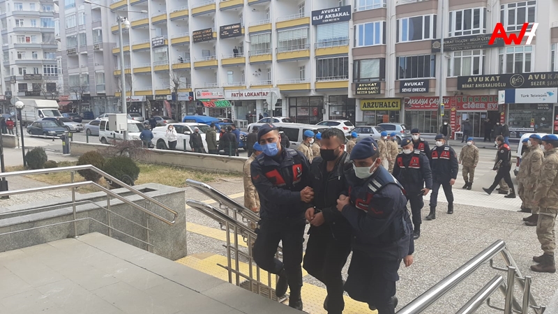 Cinayetten 7 Kişi Adliyeye Çıkarıldı