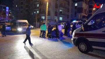 Otomobil İle Motosiklet Çarpıştı