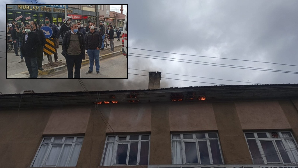 Virüsü Unuttular, Yangını Seyrettiler