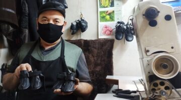 Köpek Ayakkabısı İmal Etti