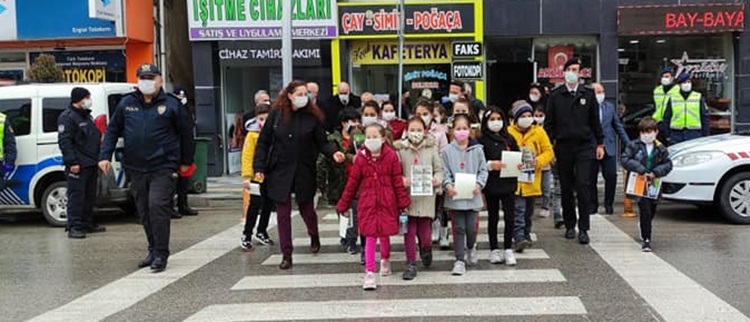 Sungurlu’da ‘Yaya Güvenliğinin Bekçisiyiz’ Etkinliği