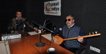 Aşık Veysel’in Eserlerini Seslendirdi