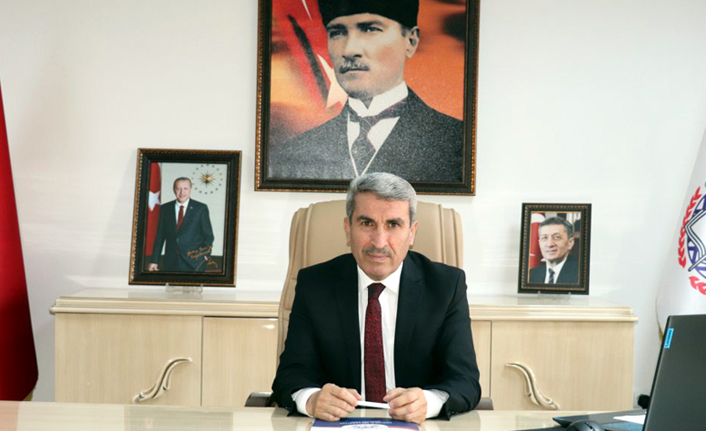 Sarı, Görevden Ayrıldı