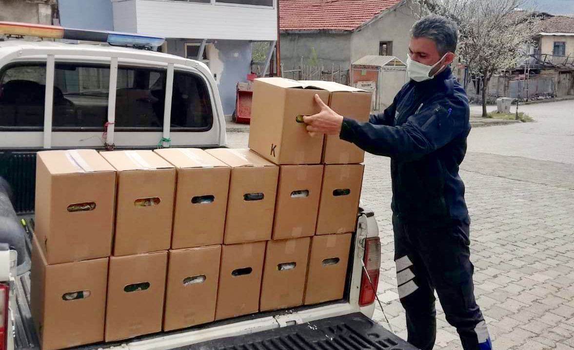 Dodurga Belediyesi İhtiyaç Sahiplerine Gıda Dağıtıyor