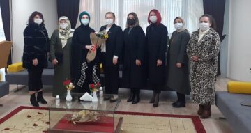 AK Kadınlardan Anlamlı Ziyaretler