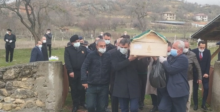 Avni Erten Toprağa Verildi