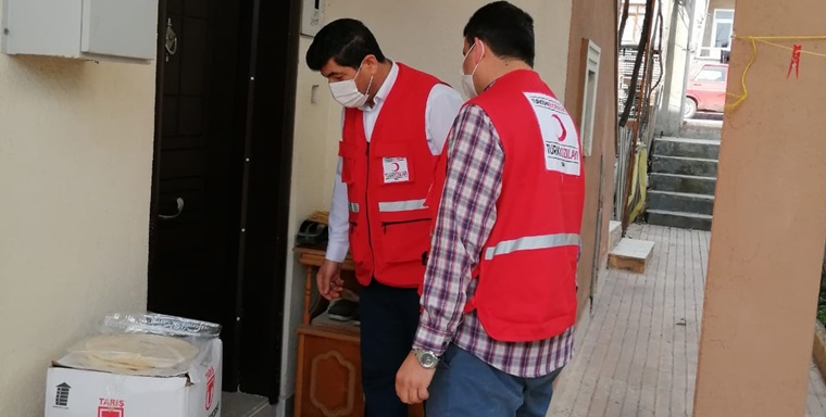 Kızılay Osmancık’ta İhtiyaç Sahiplerini Sevindiriyor