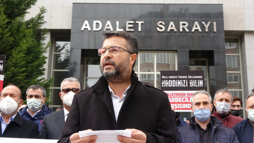 Memur-Sen, Amiraller Hakkında Suç Duyurusunda Bulundu