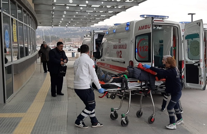 İnşaattan Düşen İşçi Ağır Yaralandı