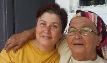 Anne-Kız Aynı Gün Hayatını Kaybetti