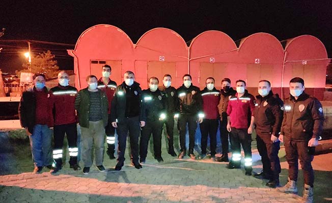 Polislere Bu Kez İtfaiyeciler Sürpriz Yaptı