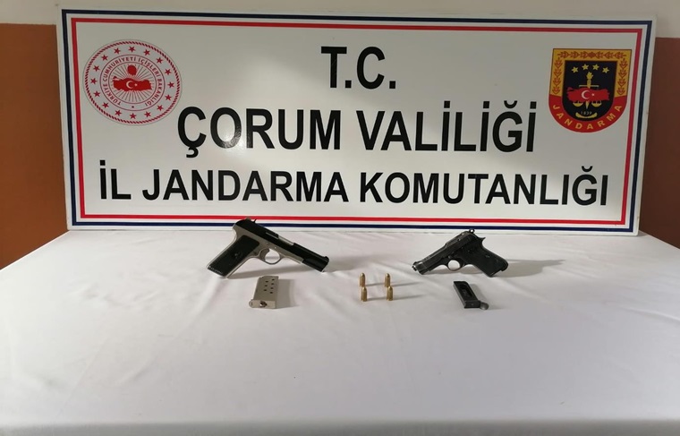 Osmancık’ta Ruhsatsız Tabanca Ele Geçirildi