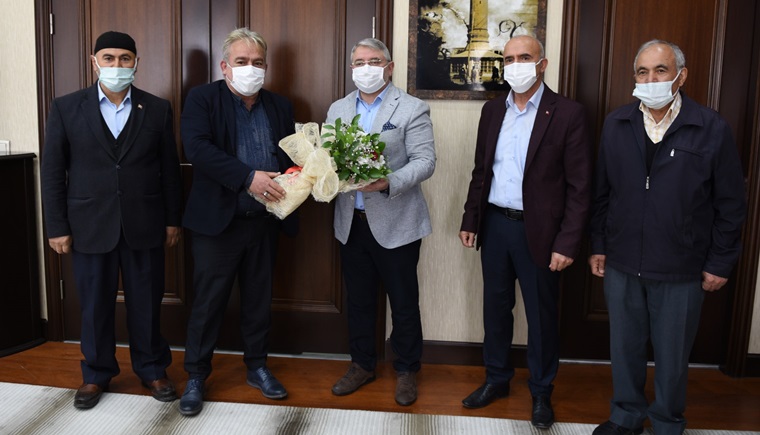 Şehit Ailelerinden Aşgın’a Teşekkür Ziyareti