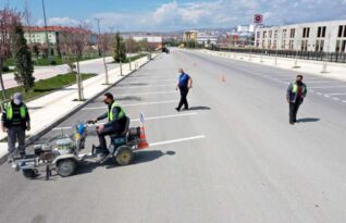 Erzurum Dede Parkı’nda  Yol Çizgi Çalışması
