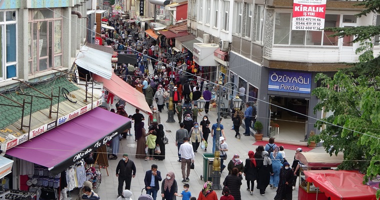 ‘Eylül’e Kadar Kalabalıklardan Uzak Durun’ Uyarısı!