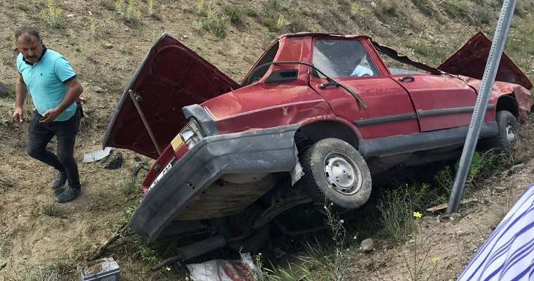 Kazada Baba-Kız Yaralandı