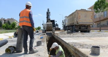 Belediyeden İki Mahallede Kanalizasyon Çalışması