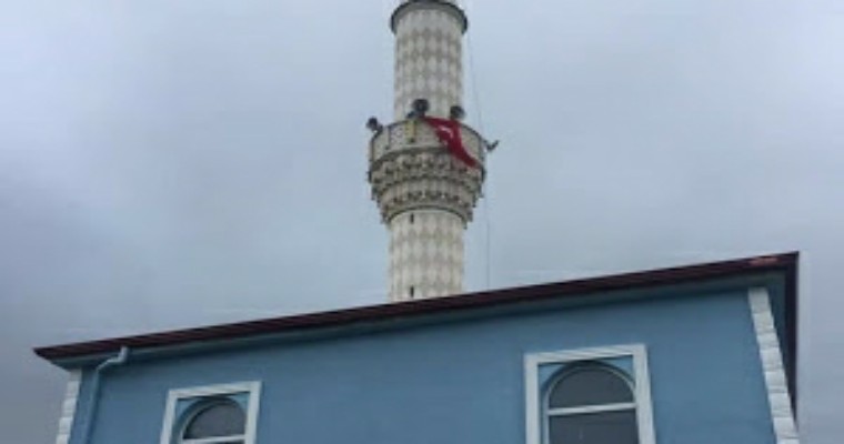 Tepearkası Köyü Camii İbadete Açıldı