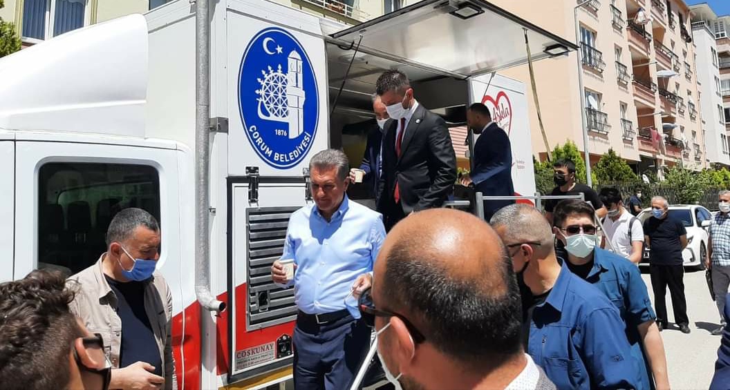 Belediyeden Soğuk Limonata İkramı!