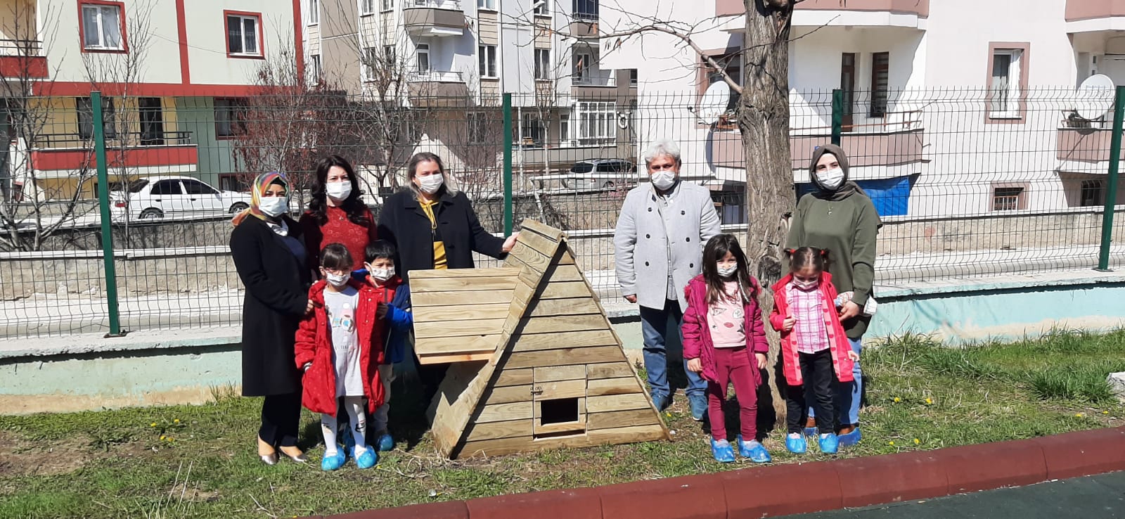 Sokağımızın Kedileri Güvenli Ellerde