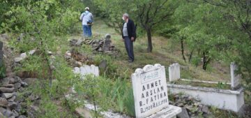İskilip’te Belediye Mezarlıkları Temizlemeye Başladı