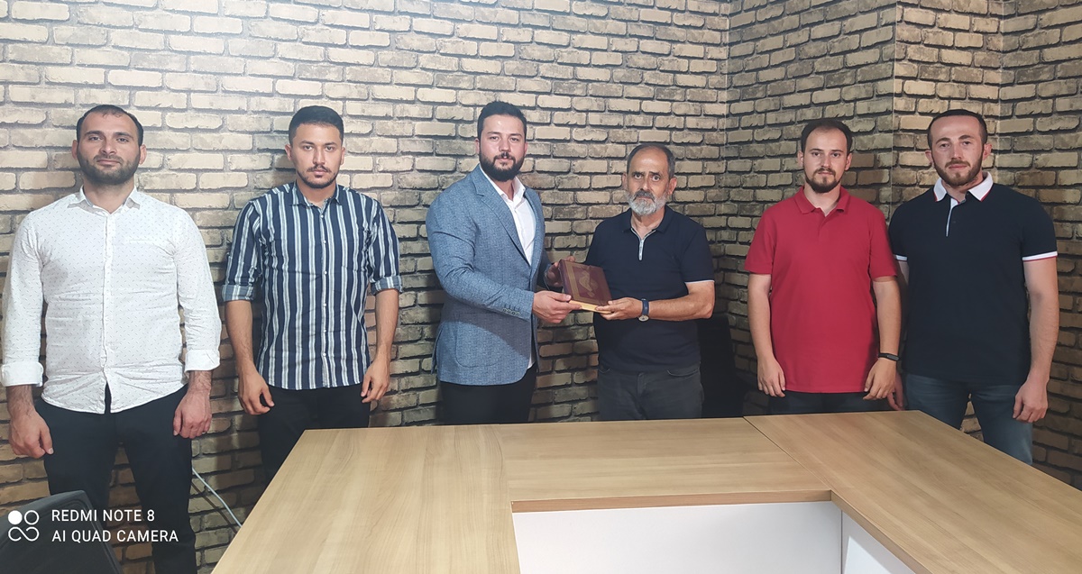 TÜGVA’dan, Anlamlı Ziyaret İçin Anlamlı Hediye