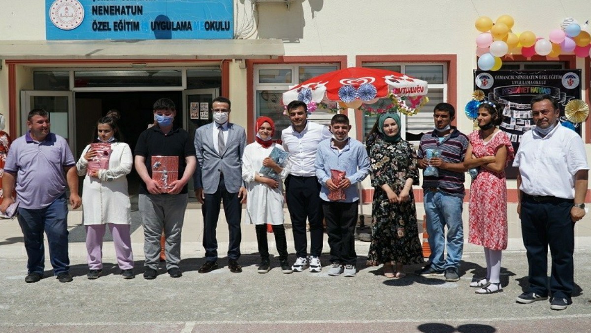 Kep Atarak Kutladılar