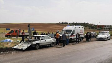 Çorum Yolunda Otomobiller Çarpıştı