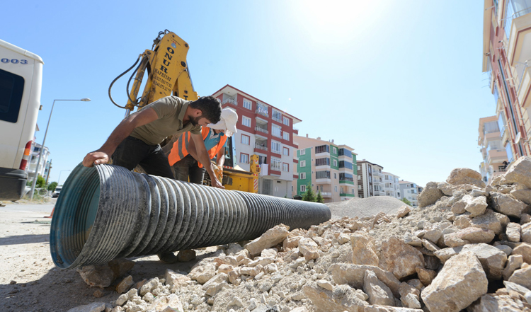 Yağmursuyu Hatları Yenileniyor