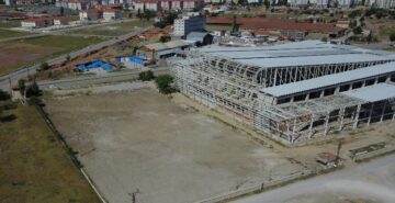 2 Yeni Sentetik Saha Yapılıyor