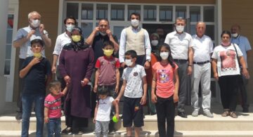 Özel Öğrenciler At Çiftliğini Gezdi