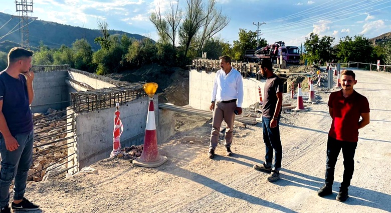 Uğurludağ’da Yol Bakım ve Onarım Çalışmaları Sürüyor