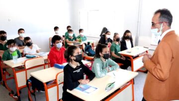 Kodek, Okul Ziyaretlerine Devam Ediyor