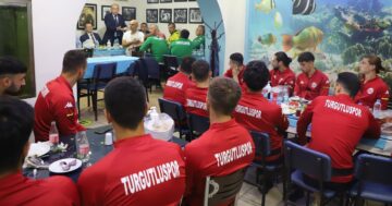 Belediye Başkanından Turgutluspor’a Moral Yemeği