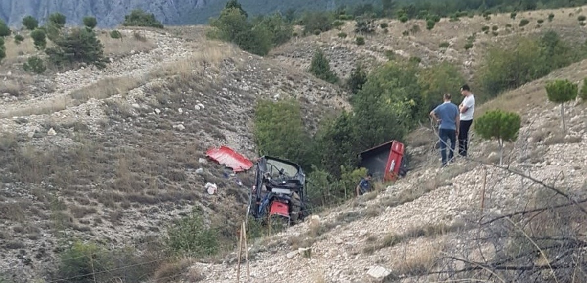 Çorum’da Traktör Devrildi: 2 Ölü