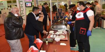 Halk Et Fuarda Yoğun İlgi Gördü