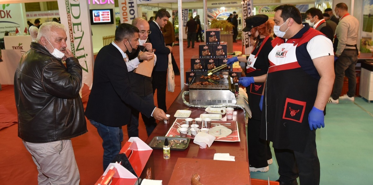 Halk Et Fuarda Yoğun İlgi Gördü