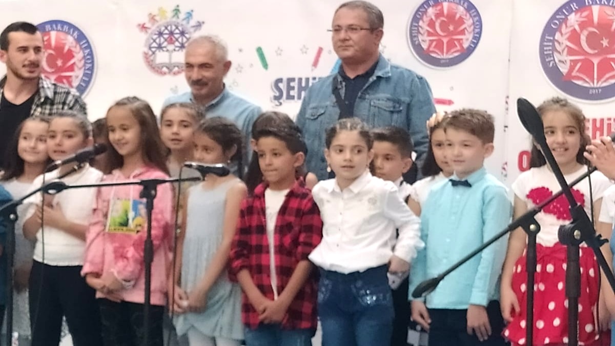Türkü Söyleyen Çocuklar AHL Park Avm’de Sahne Aldı