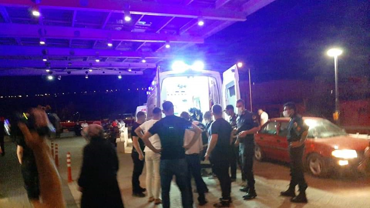 Kamyonun Altında Kalan Çocuk Can Verdi