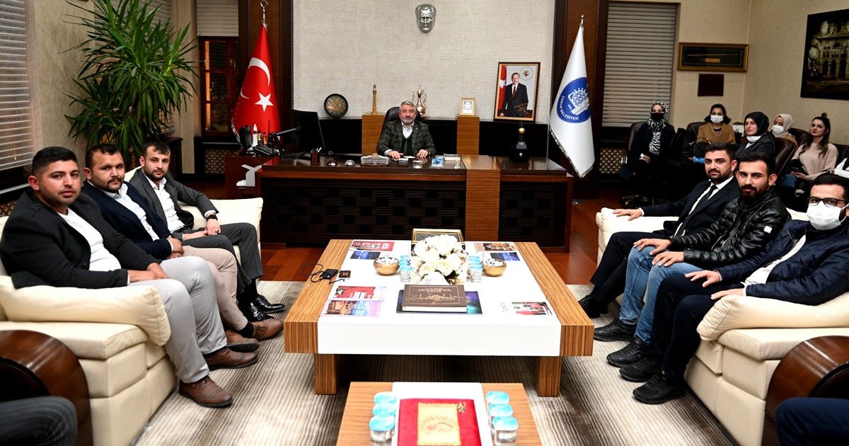 AK Gençlikten Başkan Aşgın’a Teşekkür Ziyareti