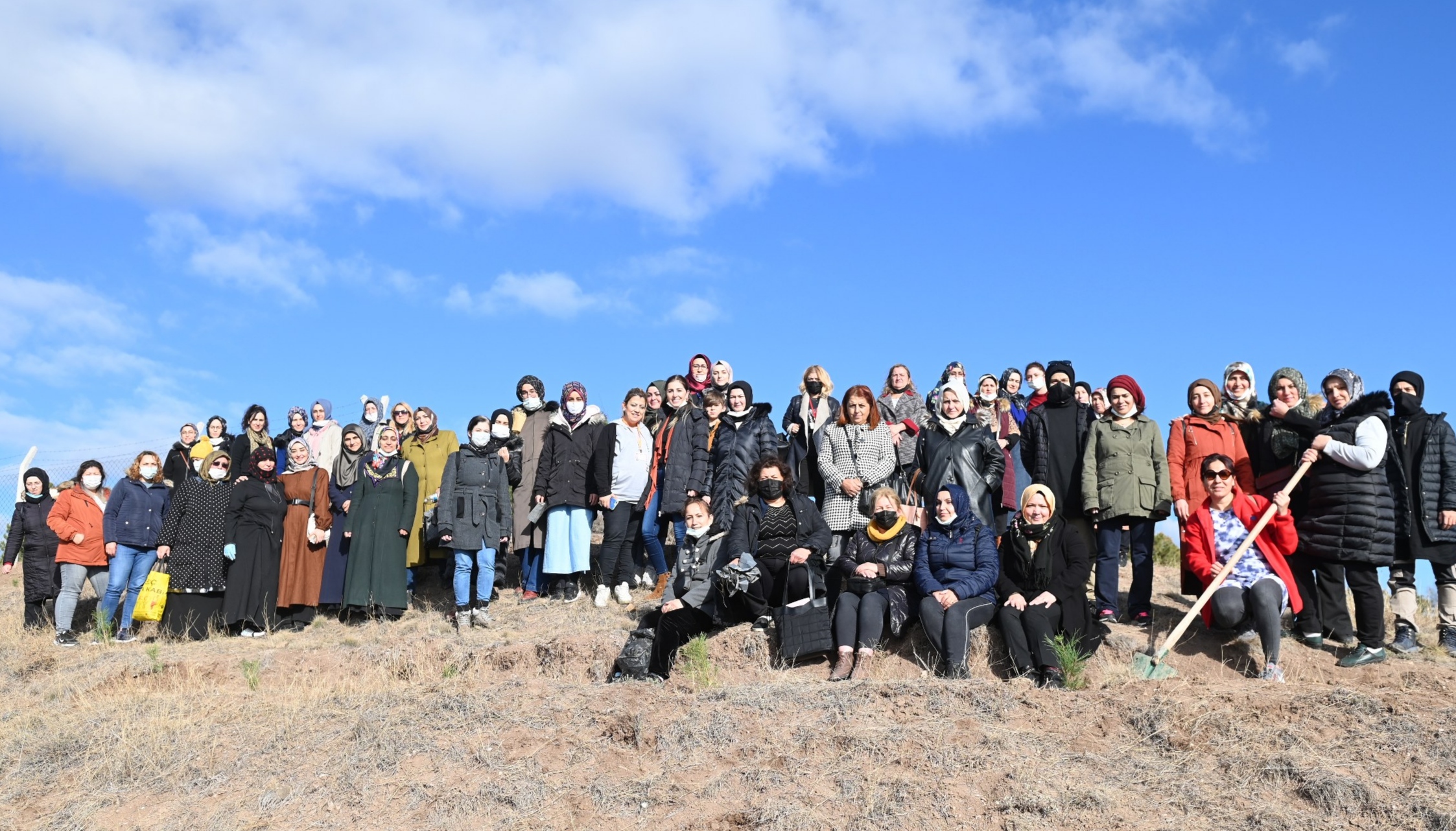 180 Fidanı Toprakla Buluşturdular