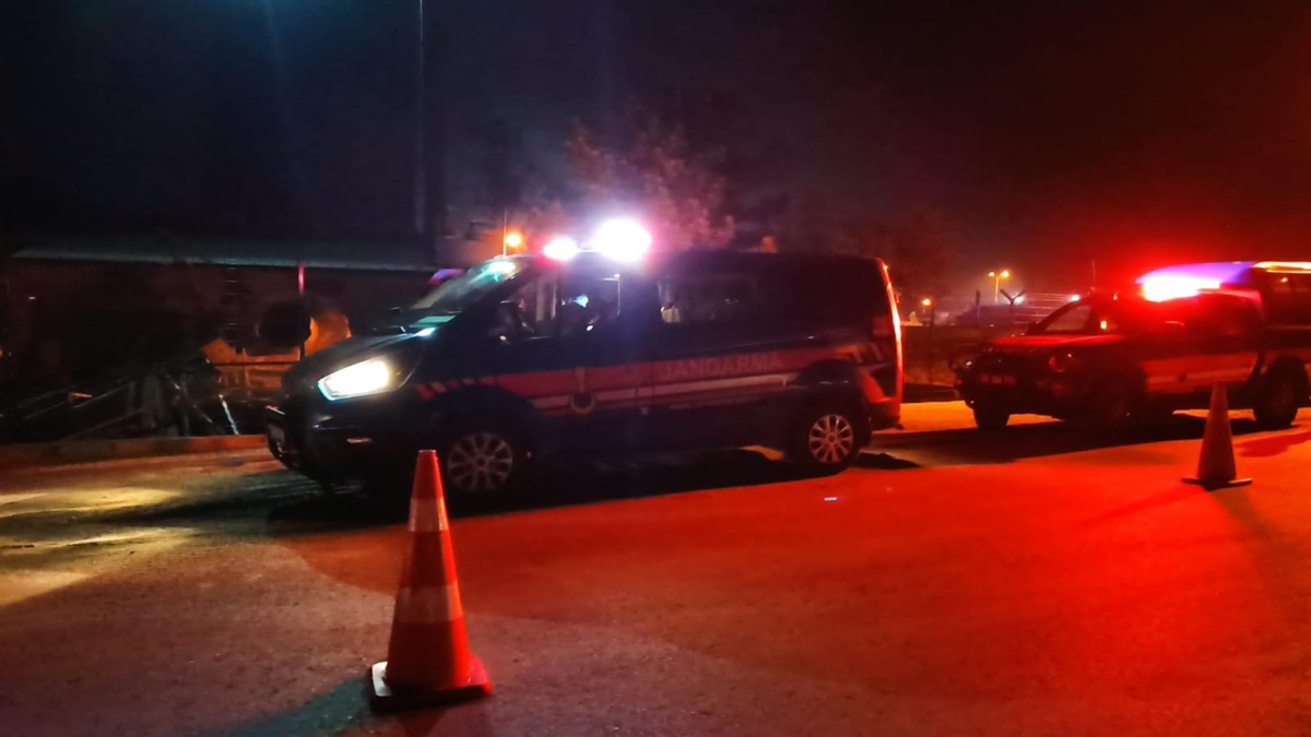 Tartıştığı Kadını Bıçakladı