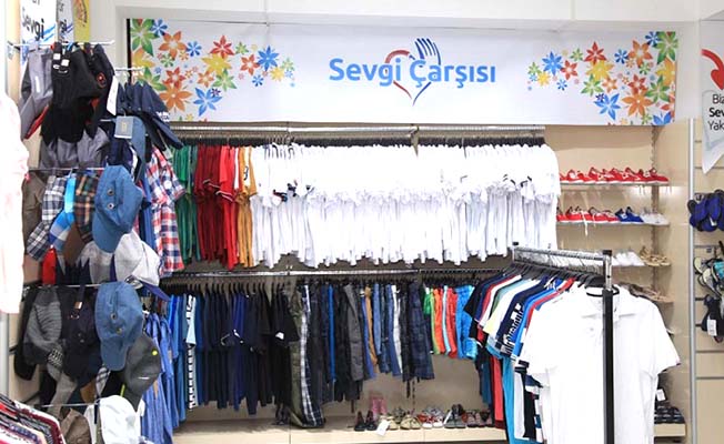 Sevgi Çarşısı Bağışlara Açıldı