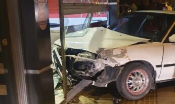 Otomobil Fırına Girdi