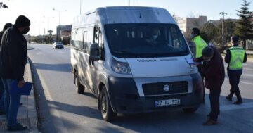 Sungurlu’da Okul Servis Araçları Denetlendi